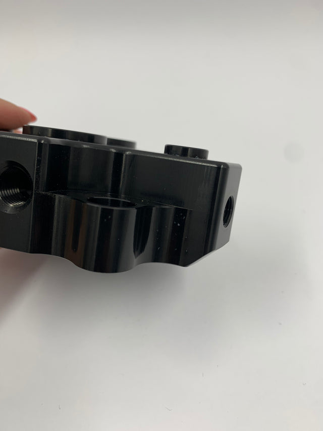 Scratch&Dent Bolt-On Remote Oil Filter Adaptor for Nissan RB Engines